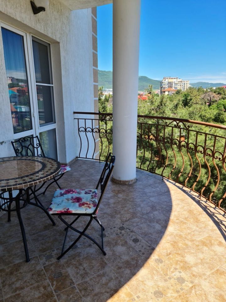 Уютная квартира на улице Приморской 30