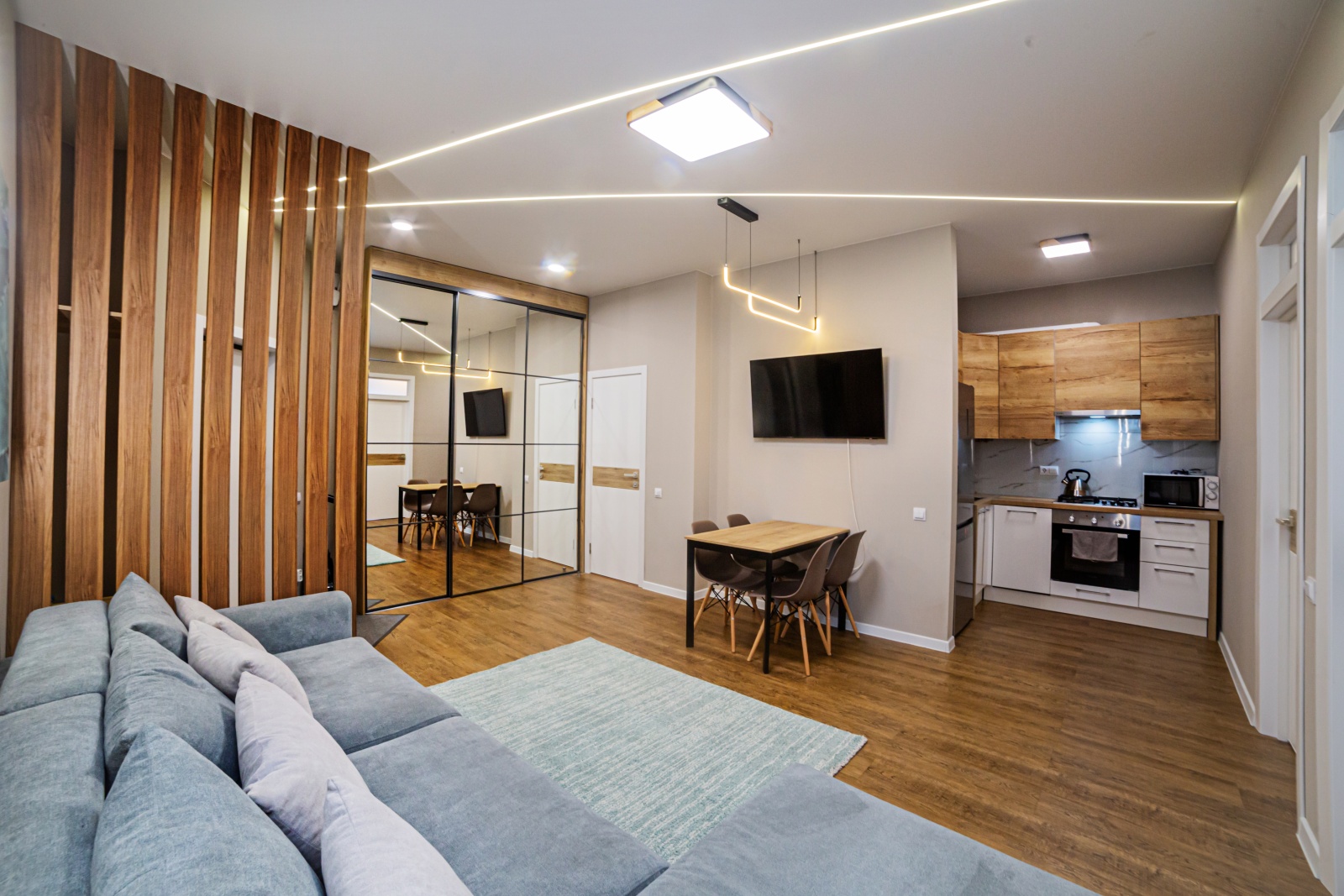 Chernomorsky-2 Bedrooms Luxury Suite