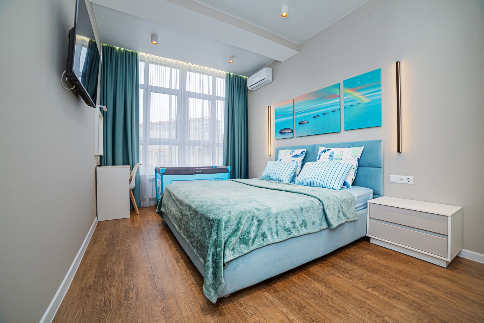 Chernomorsky-2 Bedrooms Luxury Suite