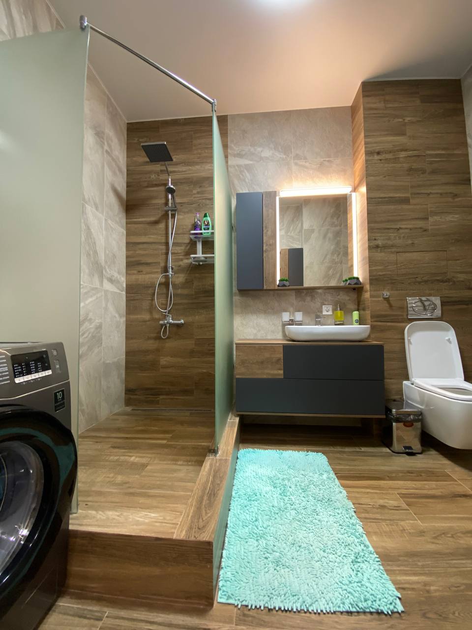 Chernomorsky-2 Bedrooms Luxury Suite