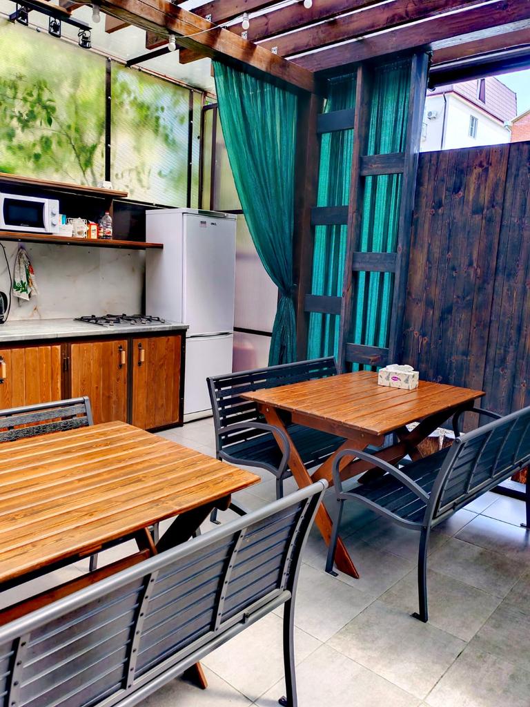 Дом на улице Леселидзе 15